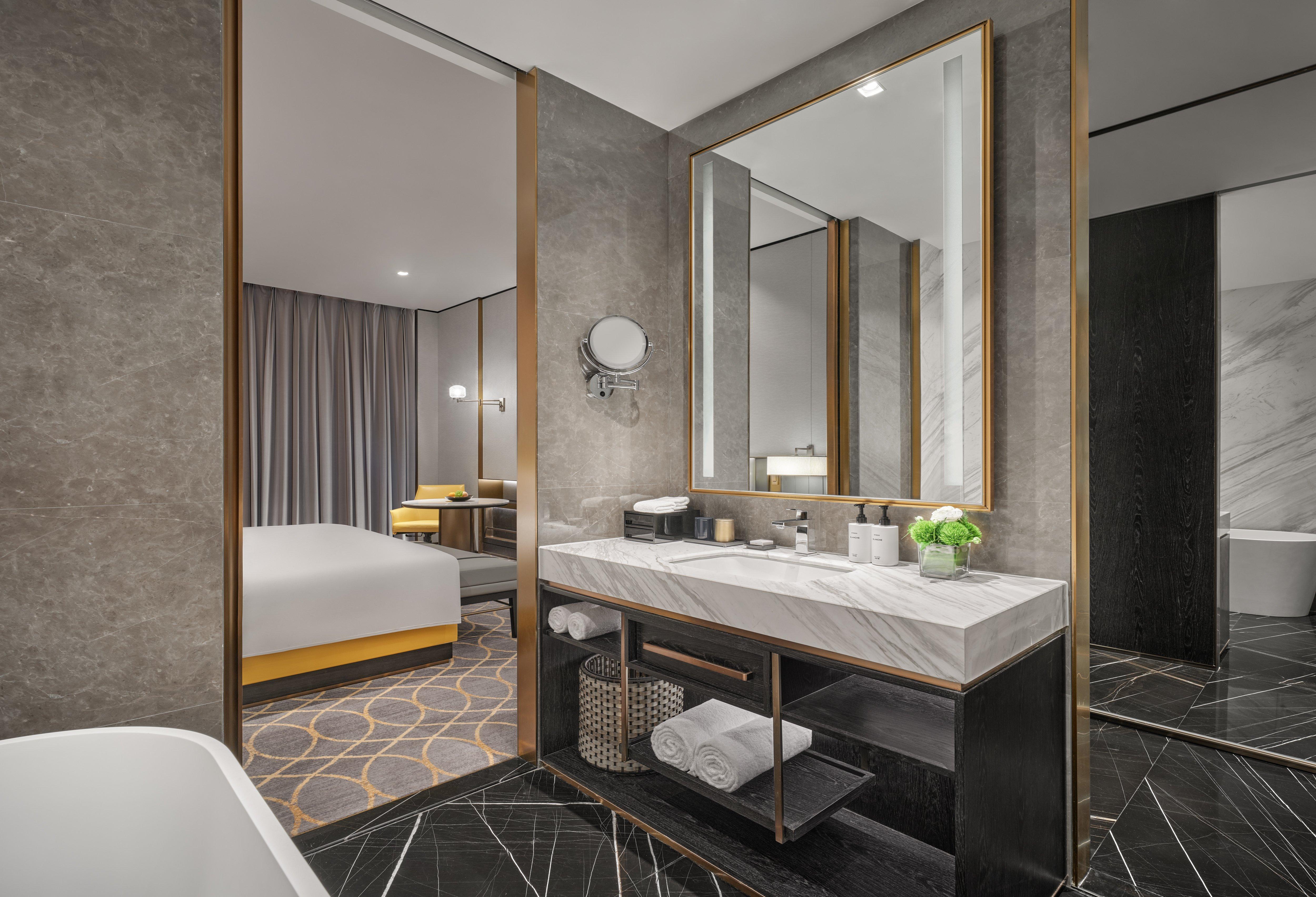 جناح بسريرين مزدوجين بإطلالة على المدينة بغرفة نوم واحدة مع دخول صالة النادي، Intercontinental Ningbo 2/2