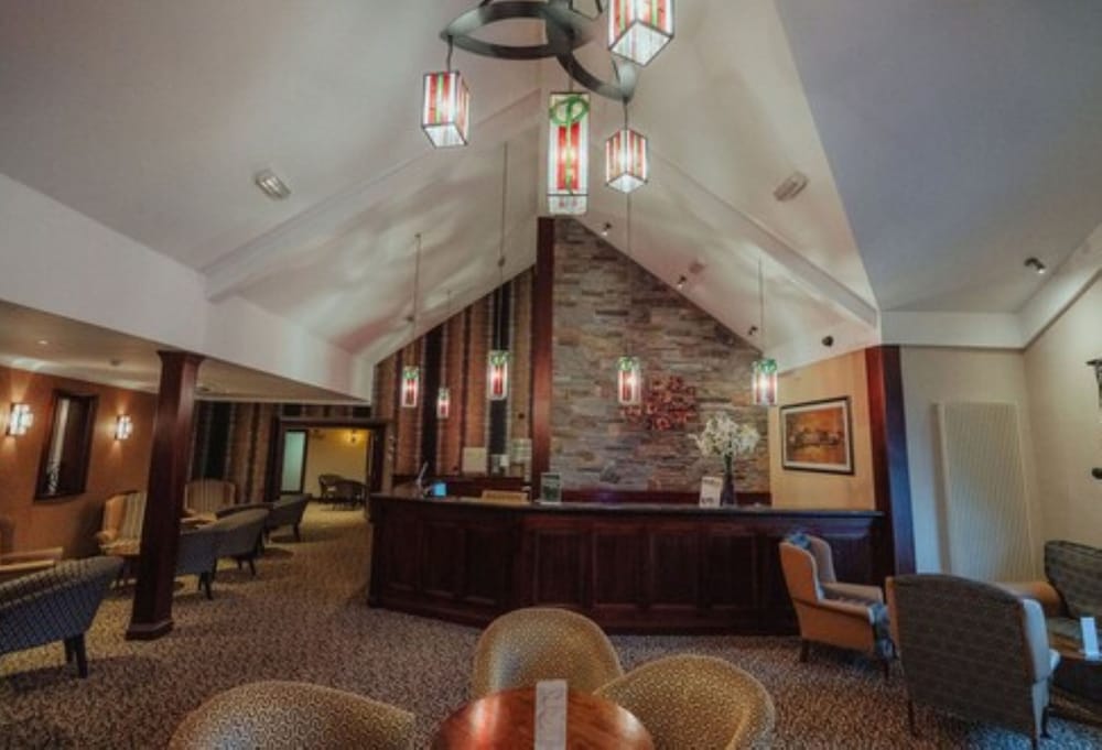Corr's Corner Hotel 5/42