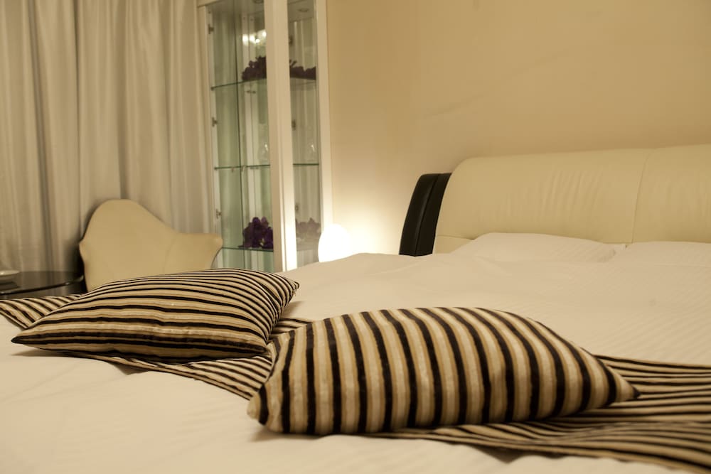 V Hotel - Adults Only 26/50