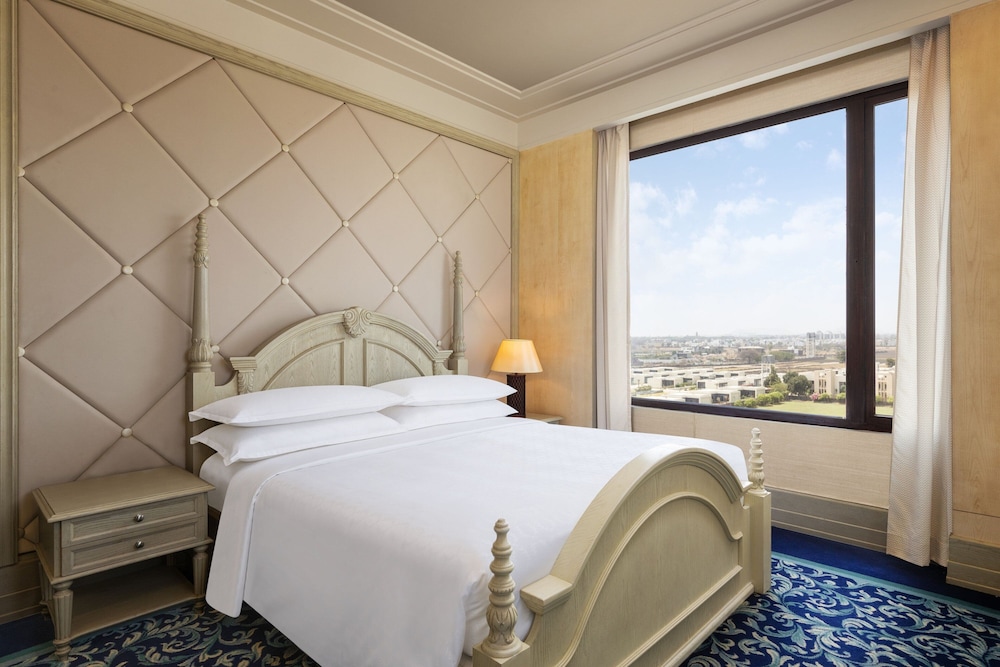 Sheraton Grand Palace Indore Ex the Grand Bhagwati Palace 13/37