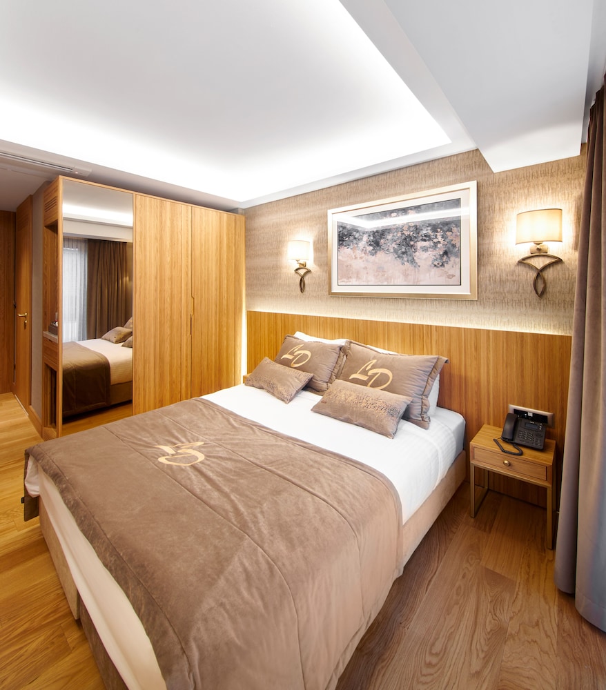 STANDARD, DOUBLE BED