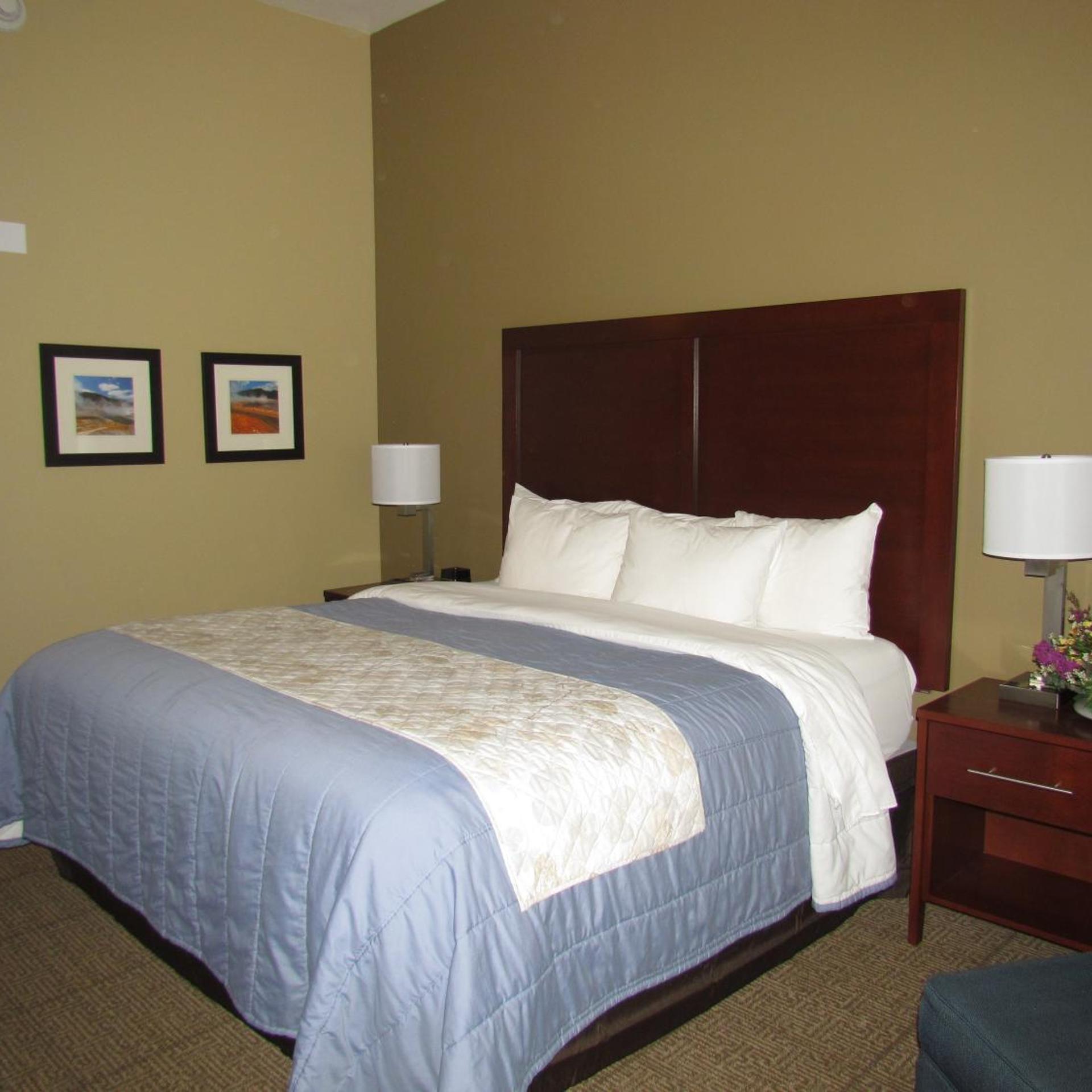 Heartland Inn and Suites 8/50