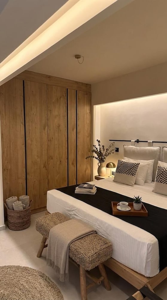 Indigo Suites Collection 25/50