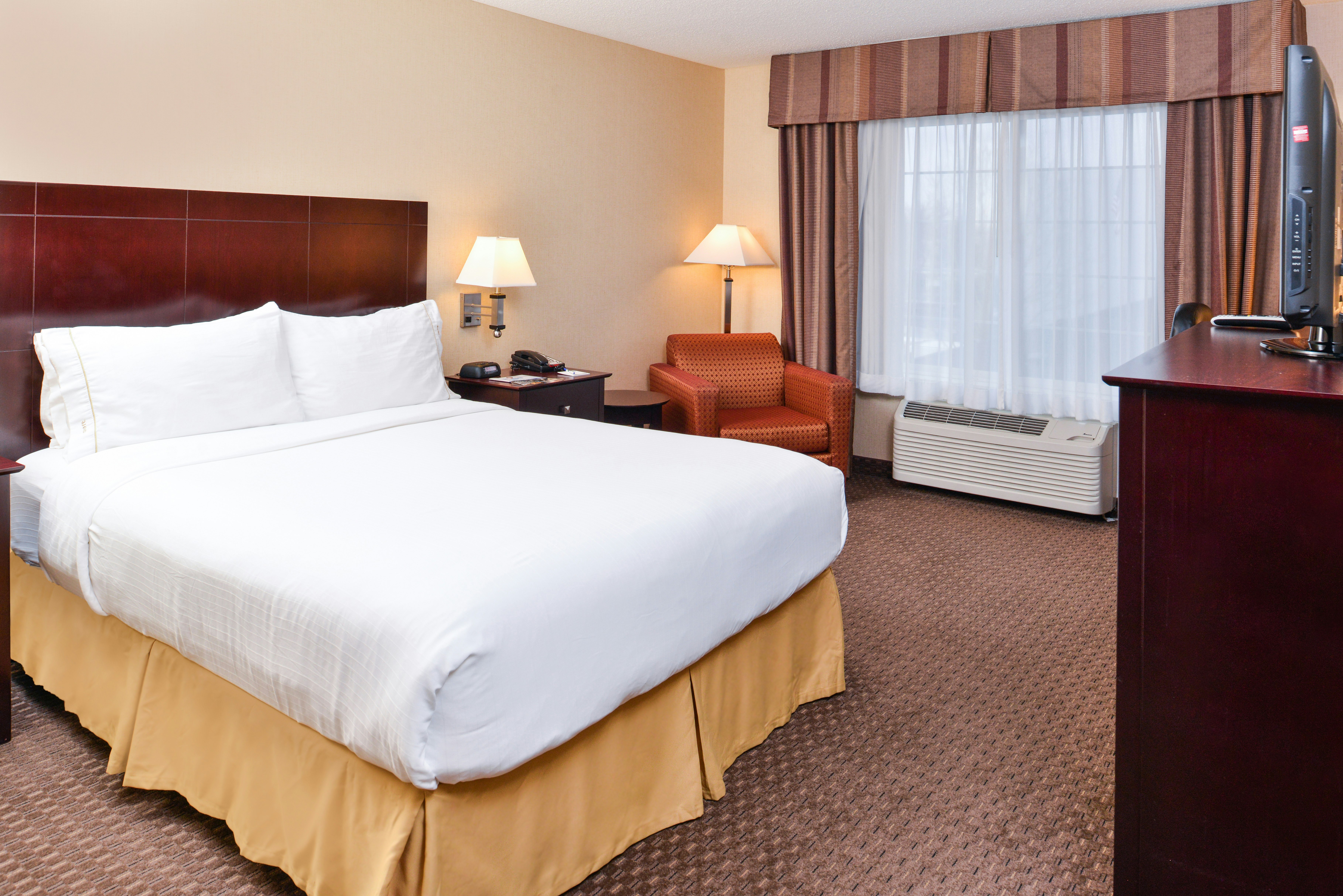 Holiday Inn Express Hotel And Suites Portland Jantzen Beach 24/68