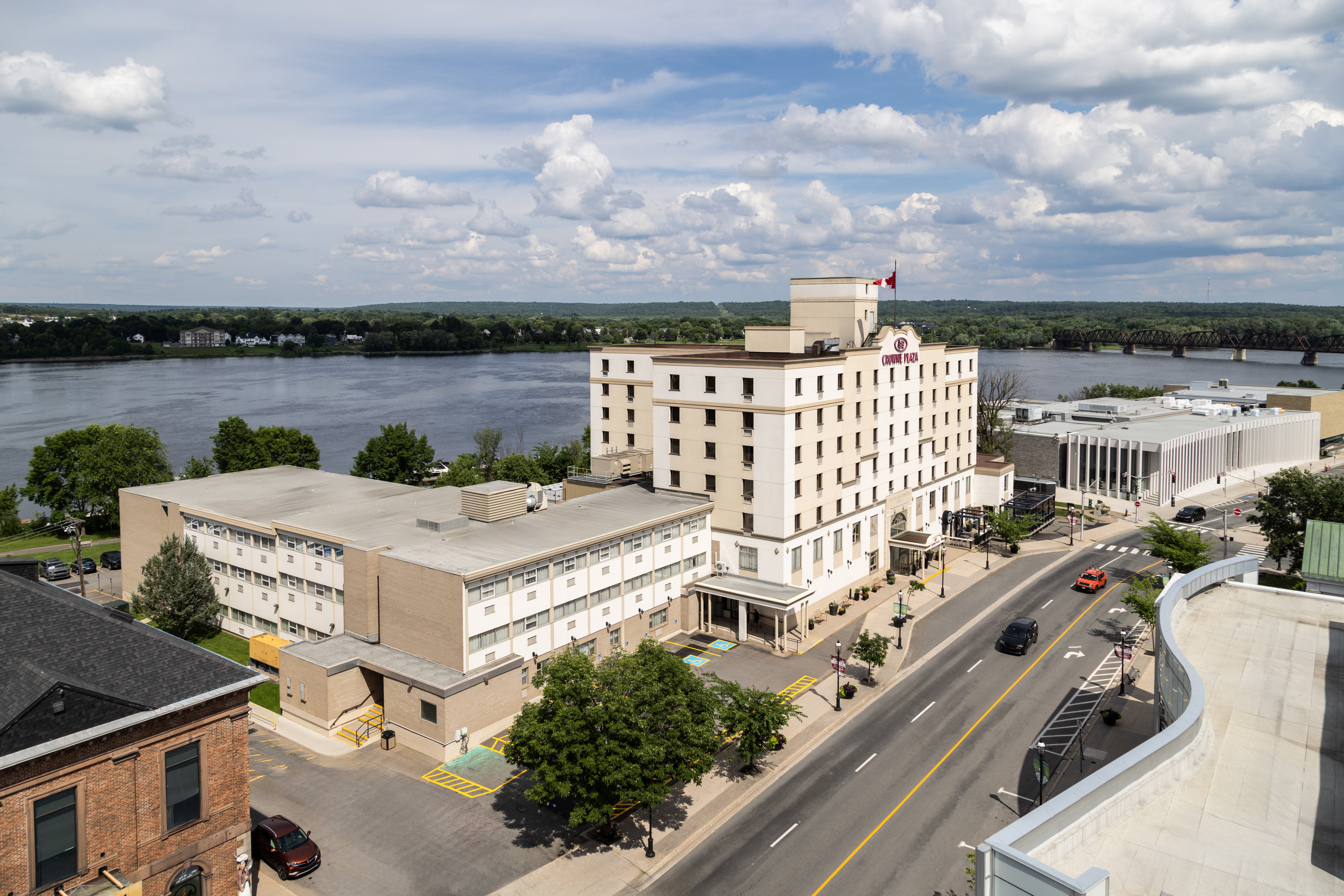 Crowne Plaza Fredericton Lord Beaverbrook 5/74