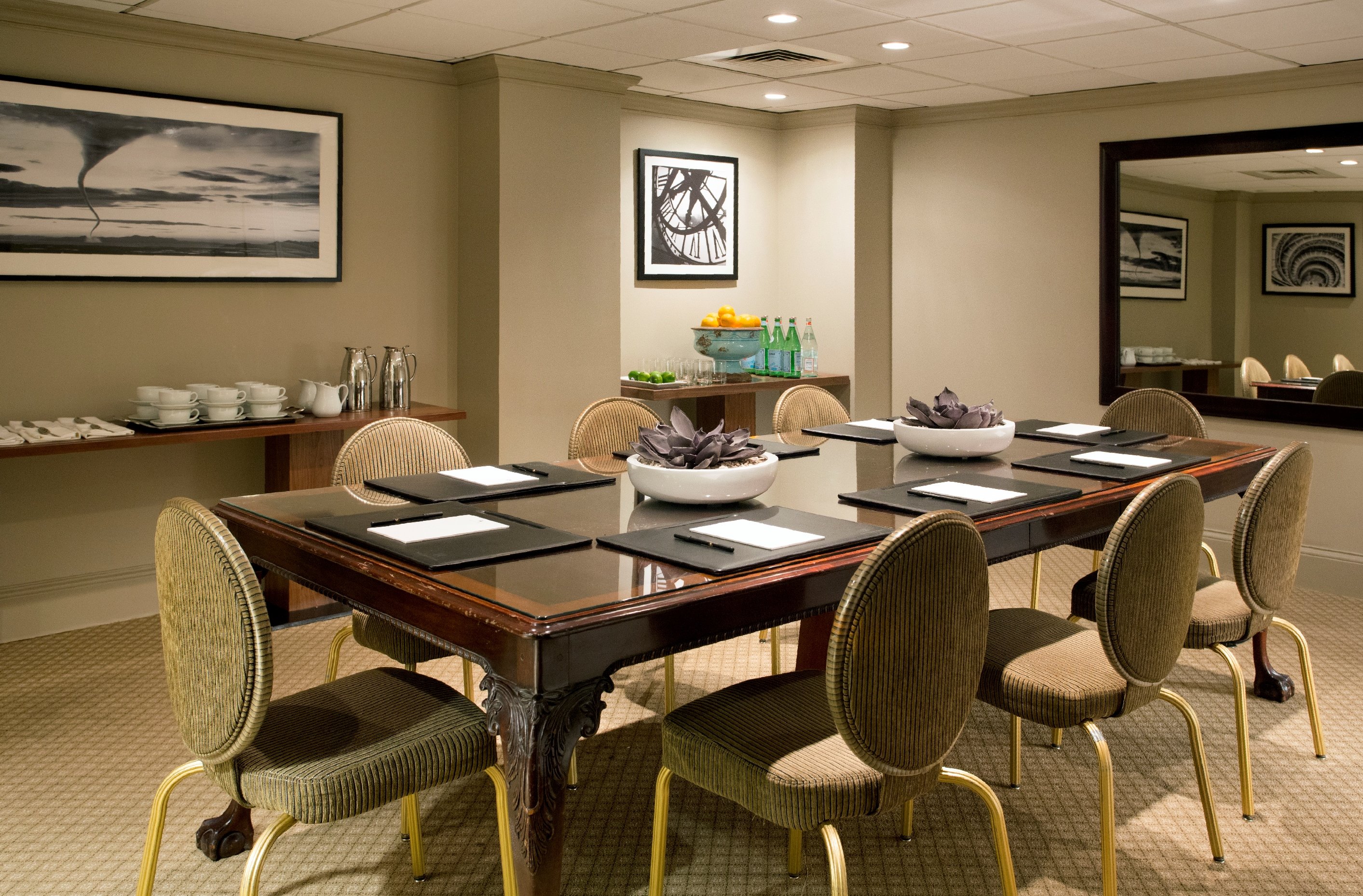 The Eliot Suite Hotel 73/78