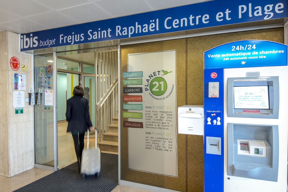 Ibis budget Frejus Saint Raphael Centre et Plage 3/64