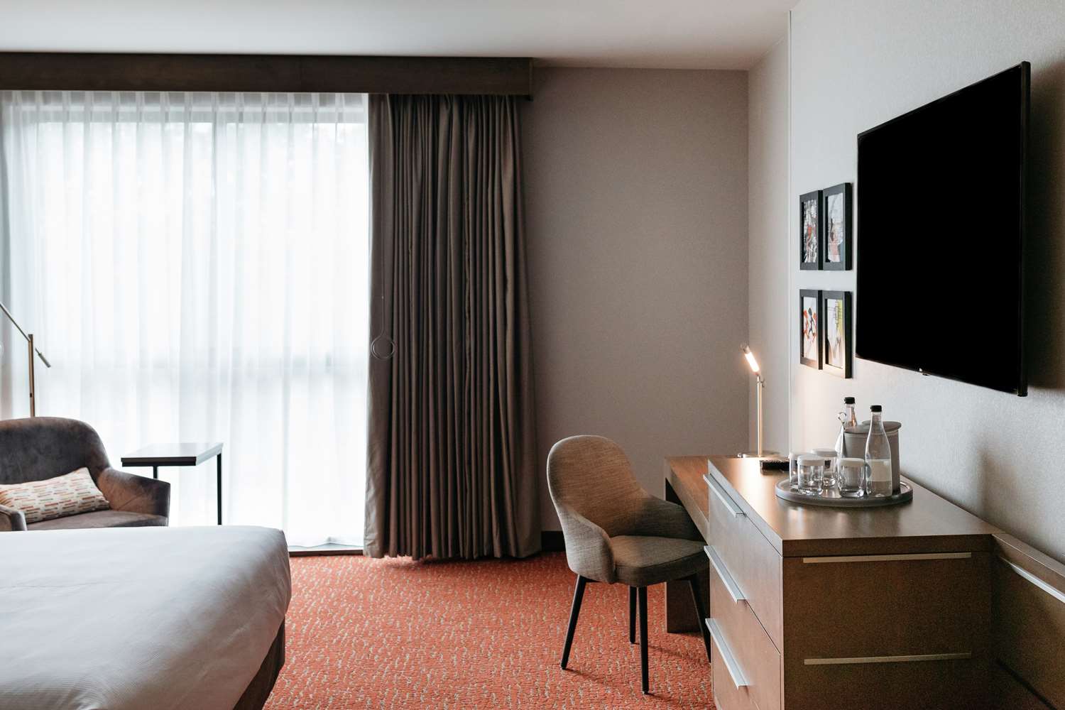 Revel Hotel Des Moines Urbandale, Tapestry Collection by Hilton 26/63