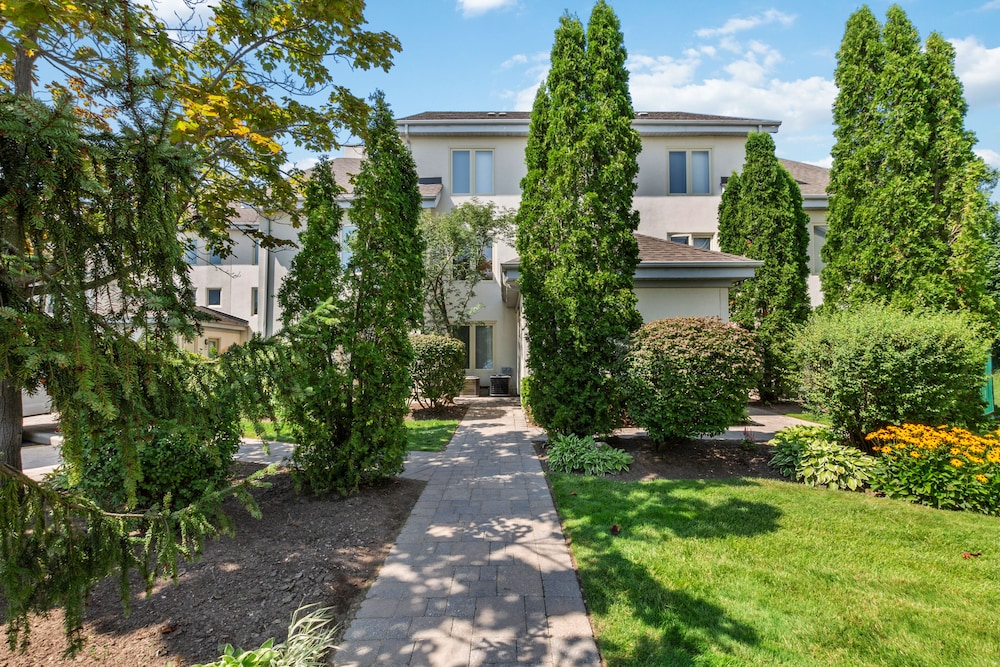 The Lodges At Blue Mountain Sierra Lane Condos 43/45