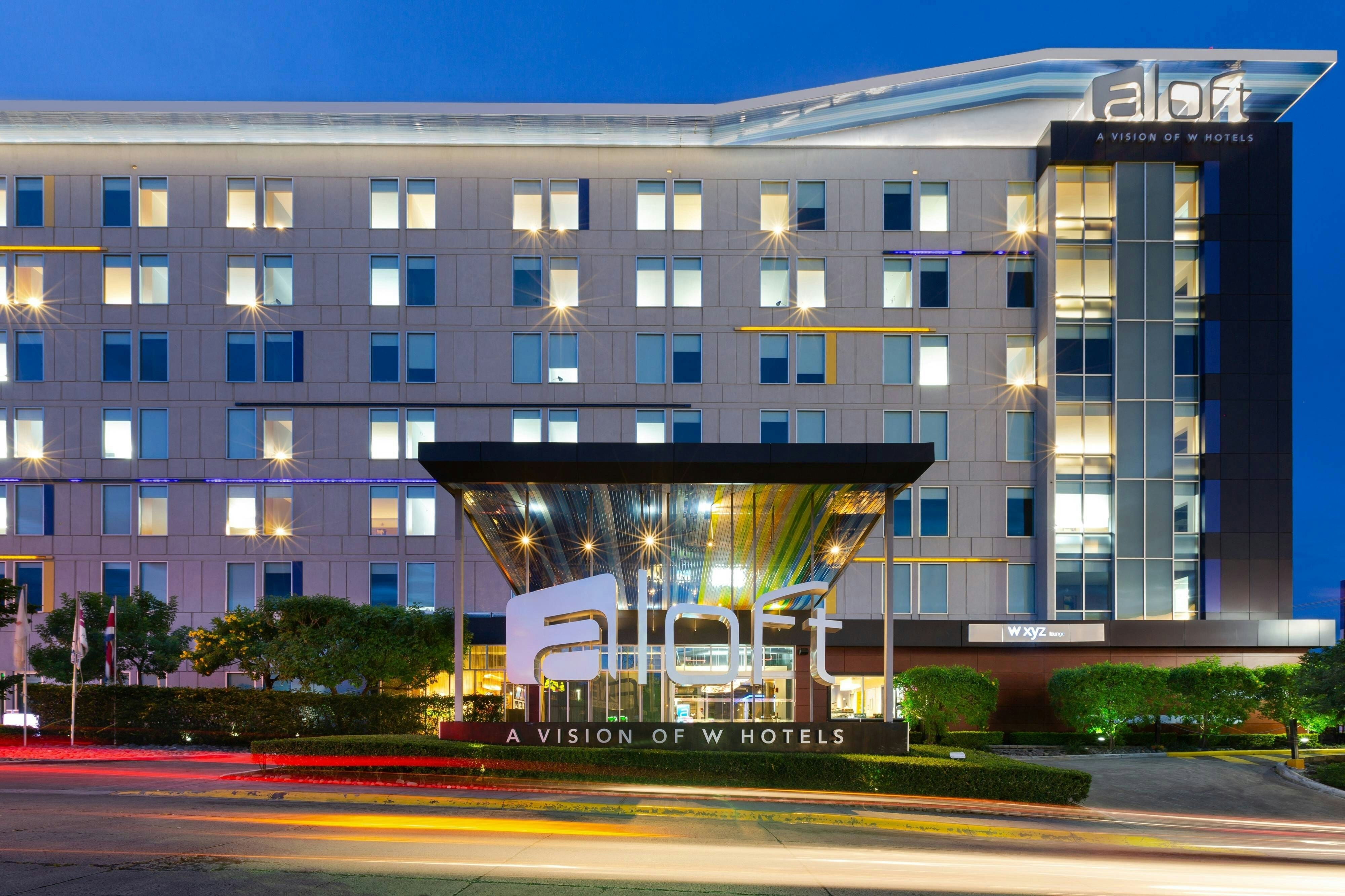 Aloft San Jose Hotel, Costa Rica 4/44