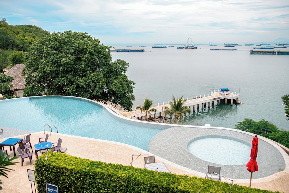 NOVOTEL KOH SI CHANG 35/41