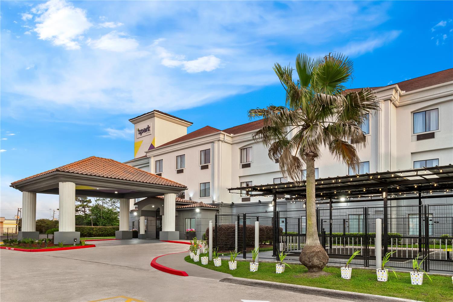 Spark by Hilton Houston Hobby Airport 16/16