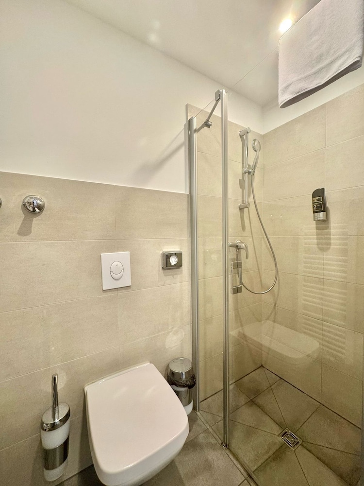 AR City Hotel Berlin 47/50