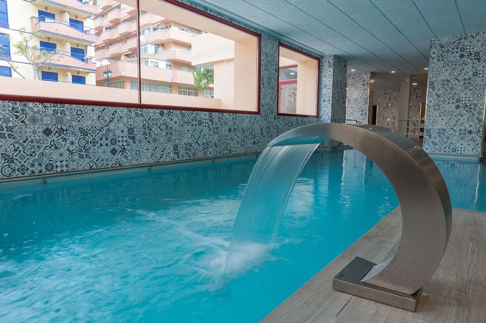Hotel Angela 33/69
