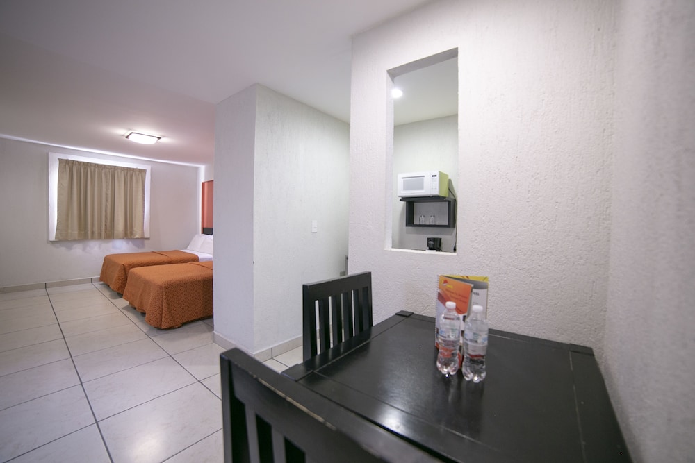 RS Suites Hotel 8/47