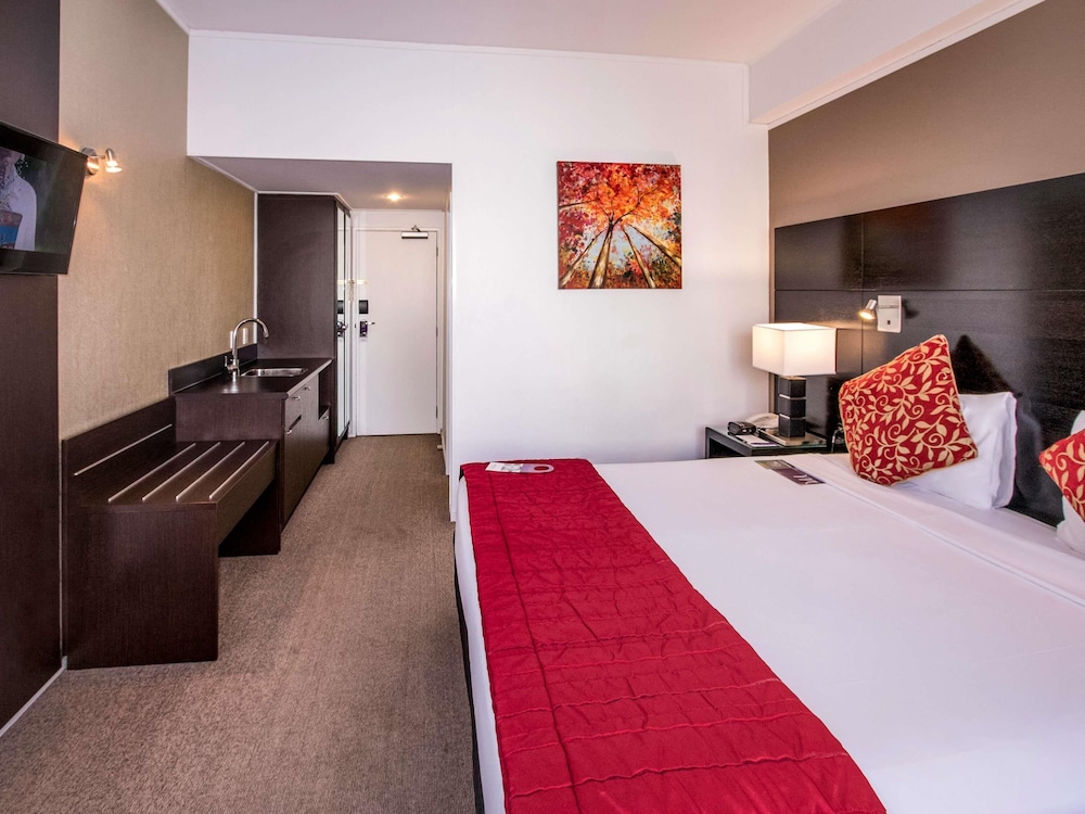 STANDARD, KING BED