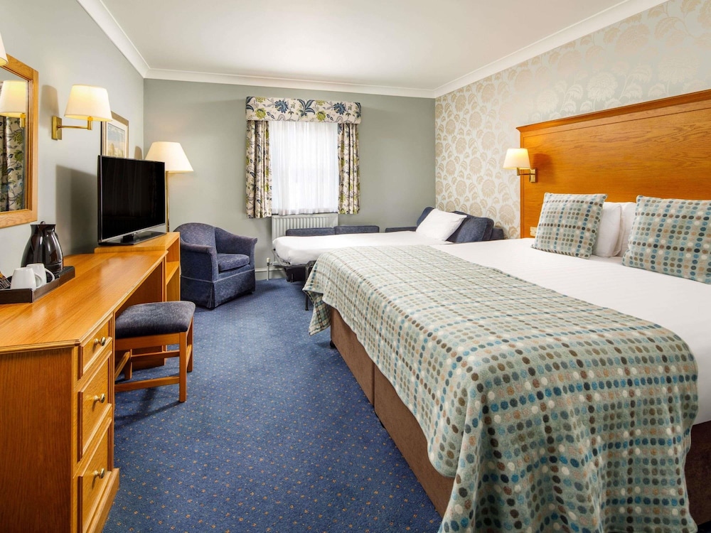 Mercure Bristol North The Grange Hotel 10/50