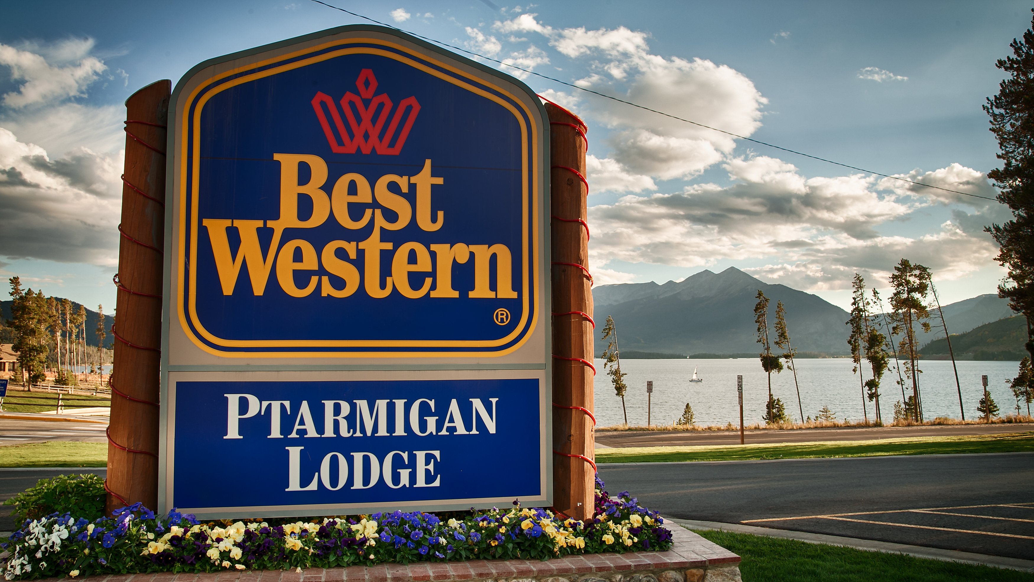 Best Western Ptarmigan Lodge 3/72