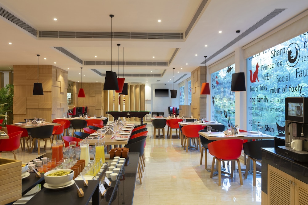 Red Fox Hotel Dehradun 24/31