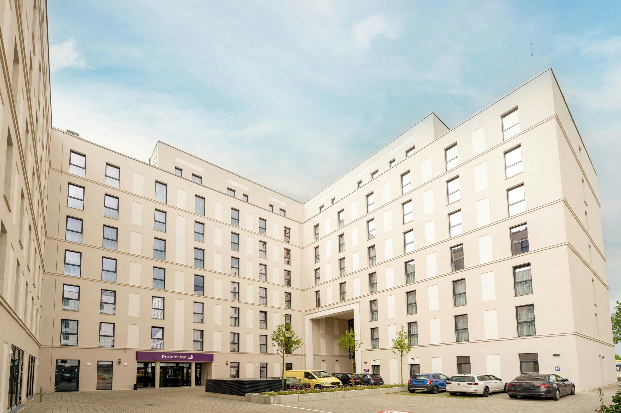 Premier Inn Berlin Airport 5/43