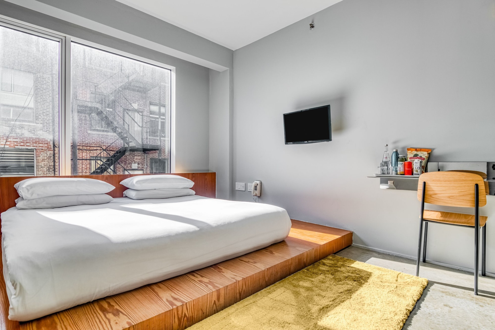 Deluxe