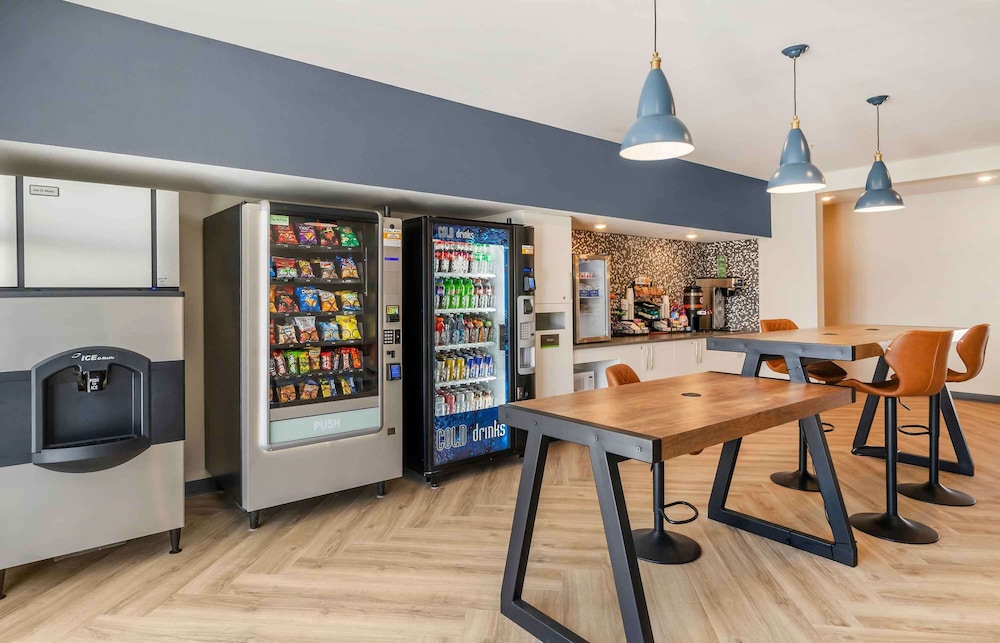 Extended Stay America Premier Suites - Fort Myers - Airport 19/39
