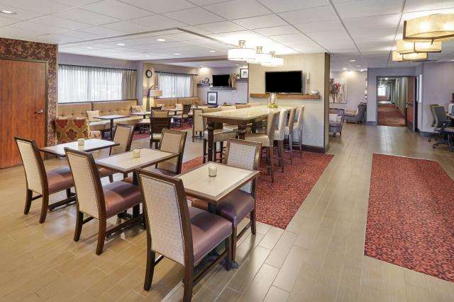 restaurant cafeteria