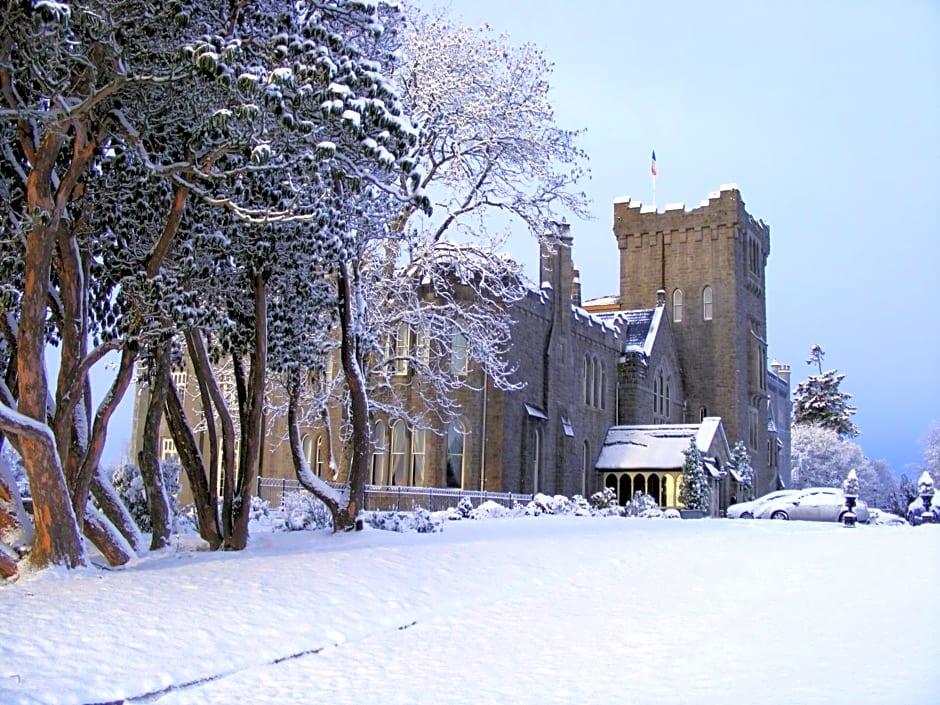 Kilronan Castle Hotel 32/33