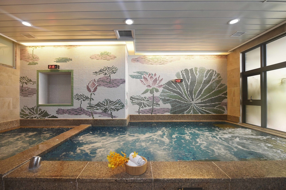 FULLON HOTEL HUALIEN 30/50