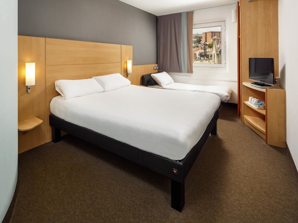 Ibis Liverpool Centre Albert Dock Liverpool One 29/71