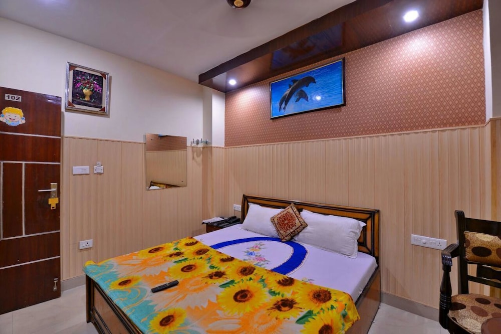 Hotel Dharam Villa 12/15