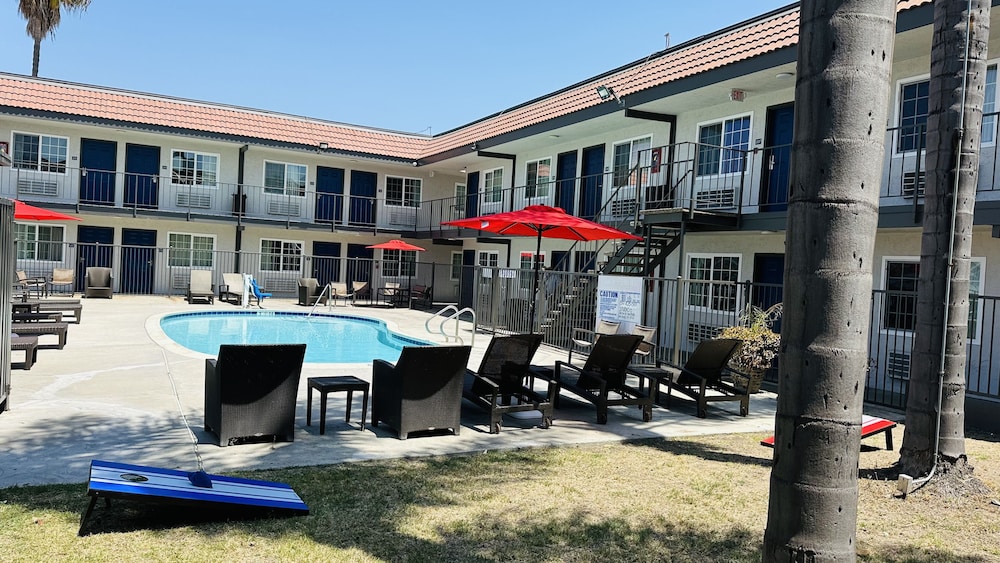 Studio6 Suites San Ysidro, CA – San Diego South Bay 42/51
