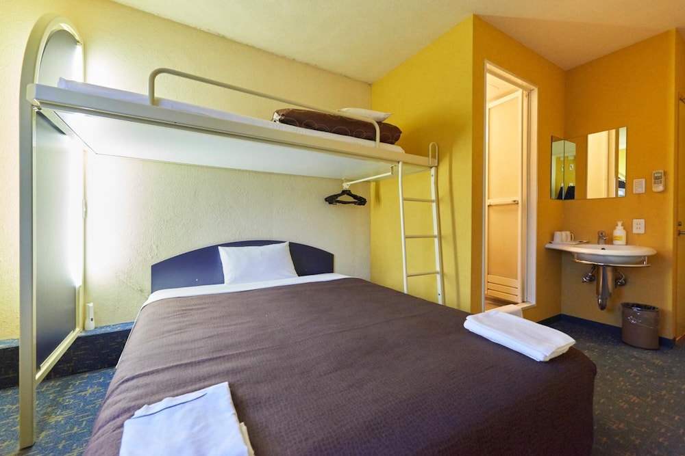 Select Inn Numazu 25/60