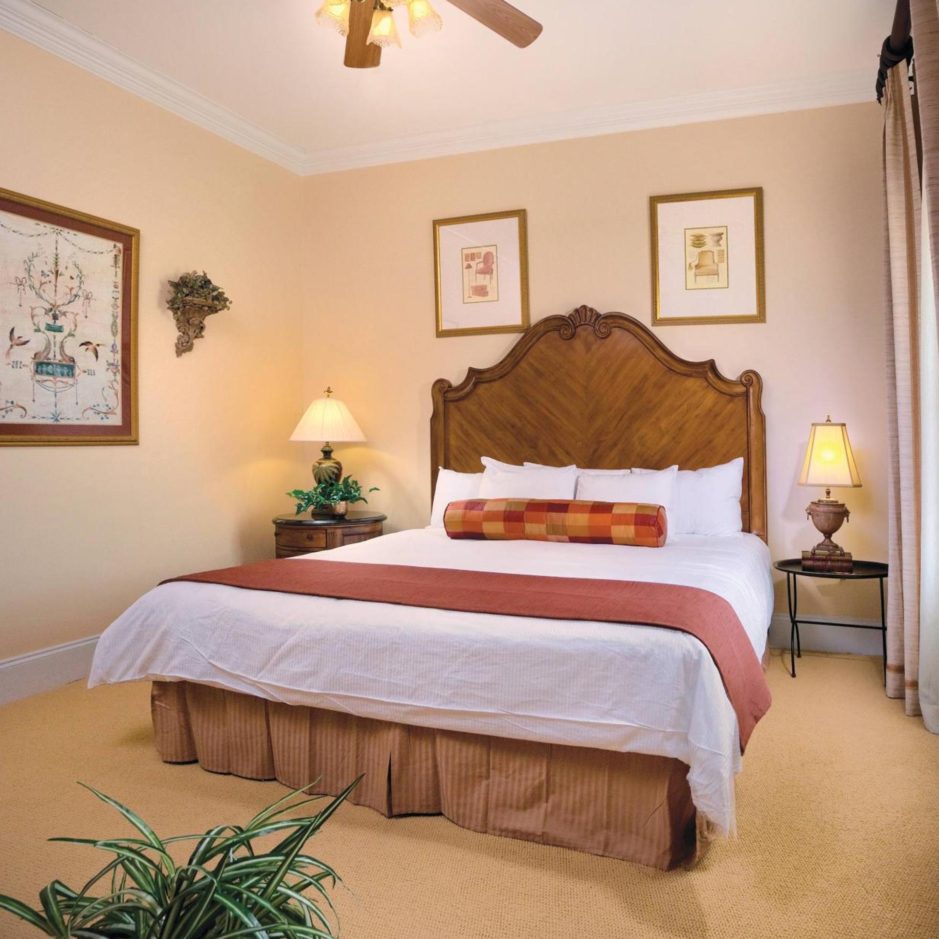 1 BEDROOM, CONDO