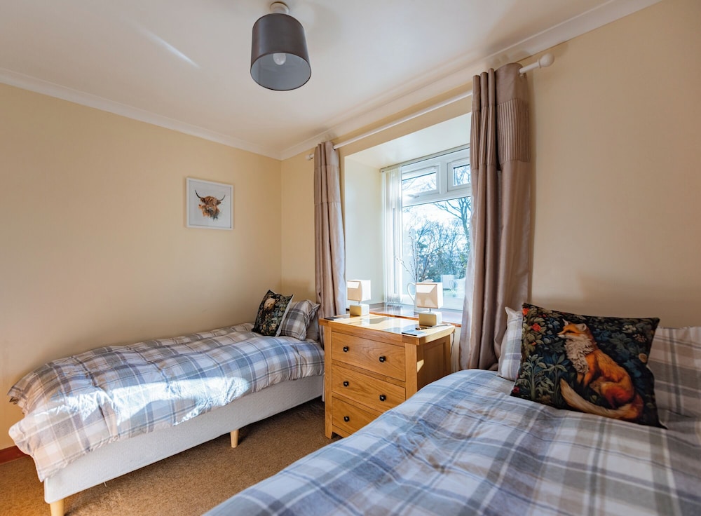 Darwin Cottage Self Catering In Elgin 7/50