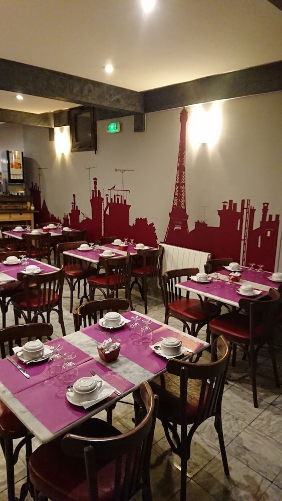Hotel Paris Villette 34/45
