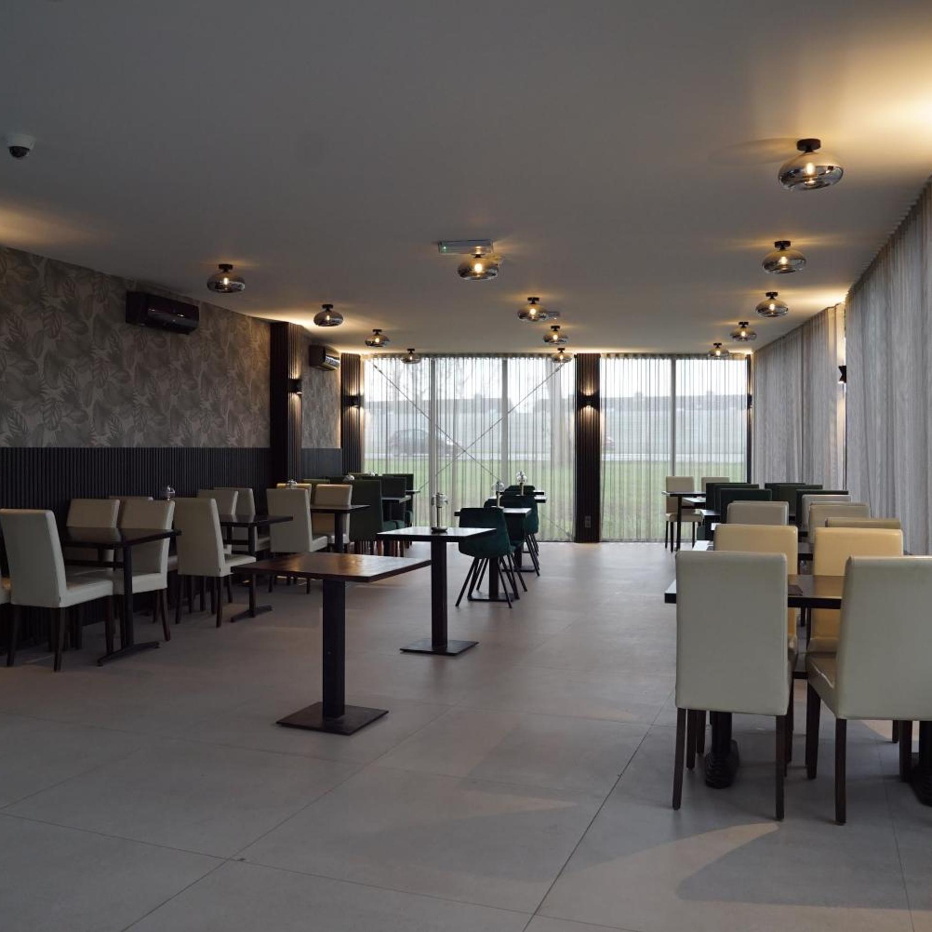 Ma Airport Hotel 22/38