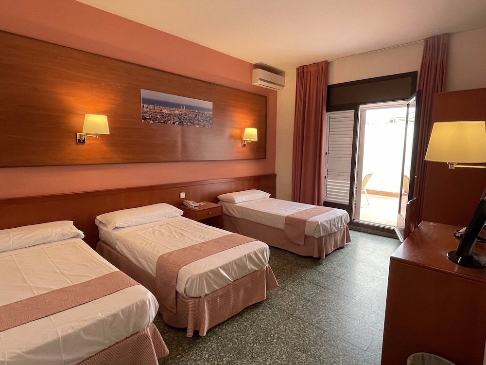ECONOMY, TRIPLE, 3 BEDS