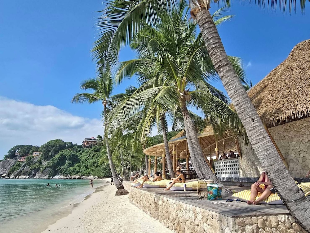 Cocohut Beach Resort 46/50