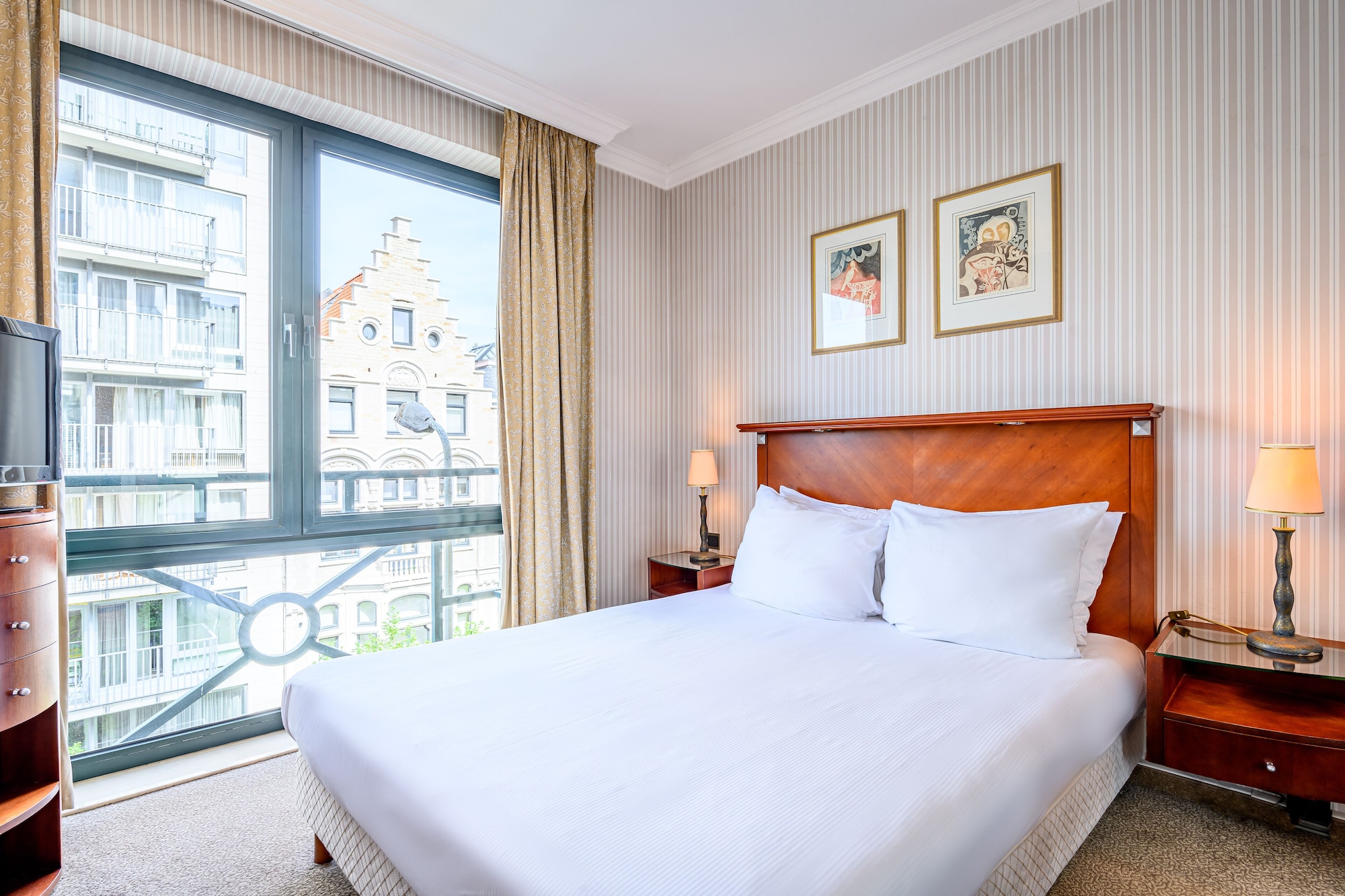 Room at B-Aparthotel Ambiorix, BRUSSELS
