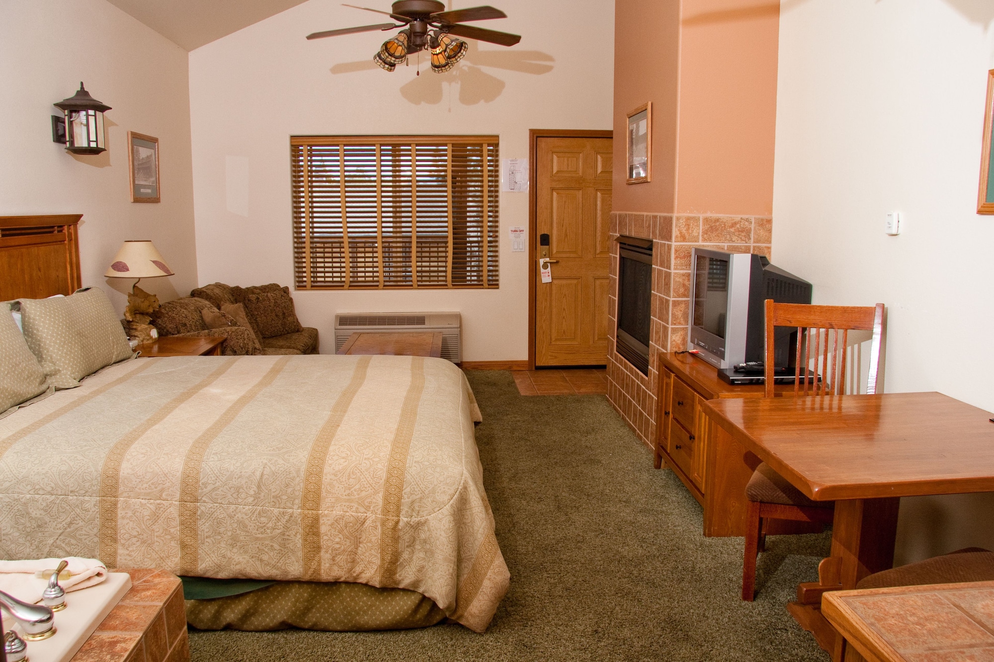 Spa, Premium, King Bed