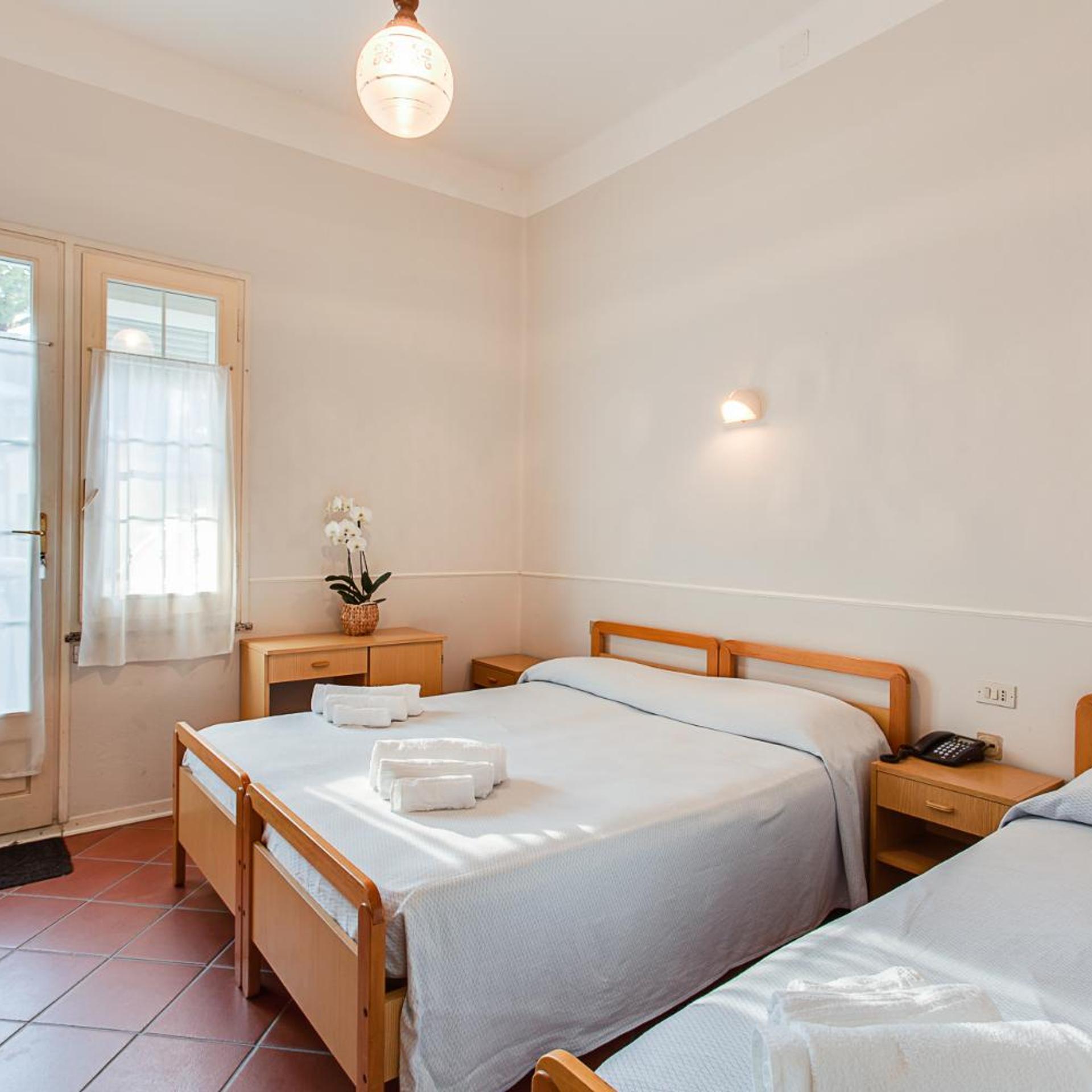 VILLA PINA 12/55