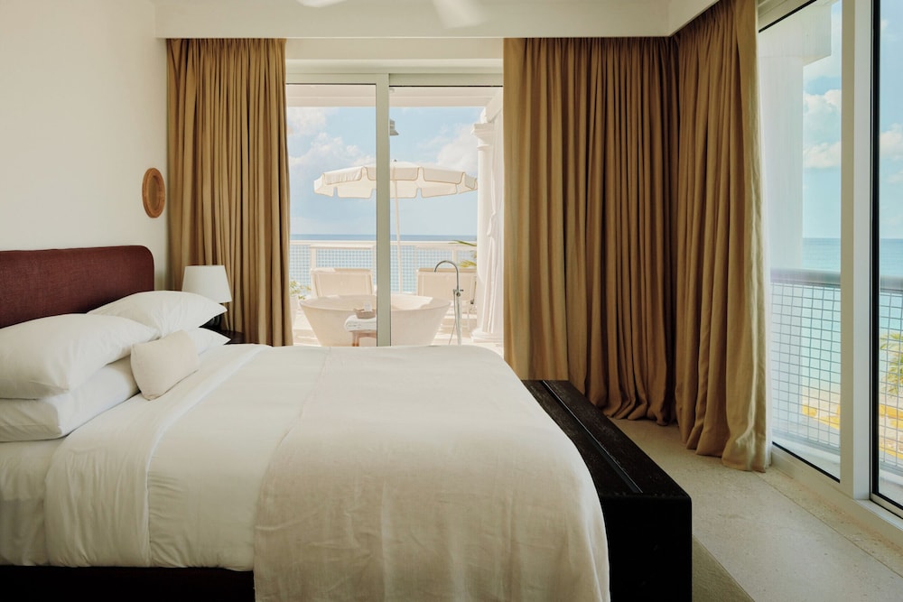 3 Bedrooms, Penthouse, Suite, 3 King Beds, Beach Front