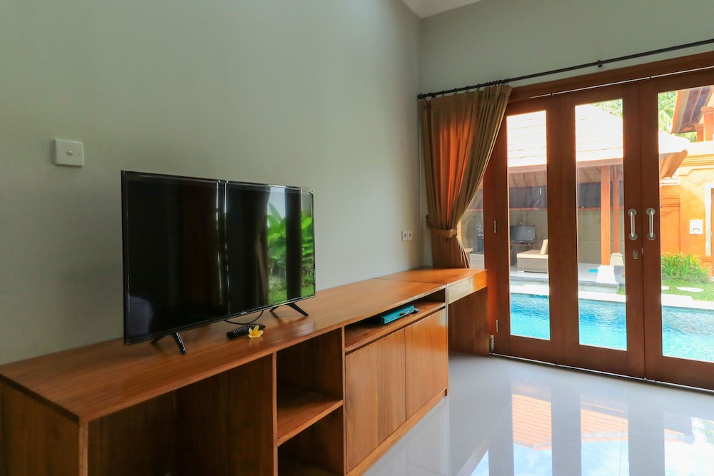 Three Brothers Bungalows & Villas Legian 9/79