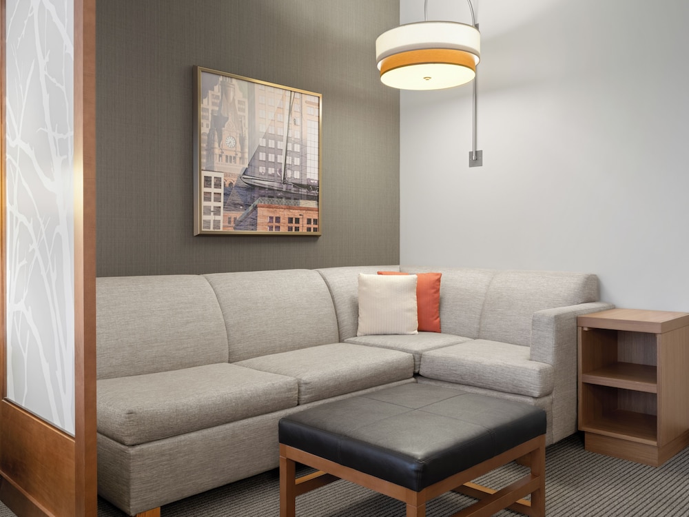 Hyatt Place Milwaukee Downtown 48/71