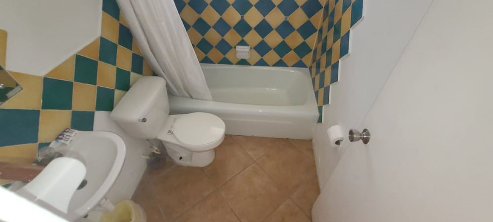 Sunflower Resort Villas 7/24
