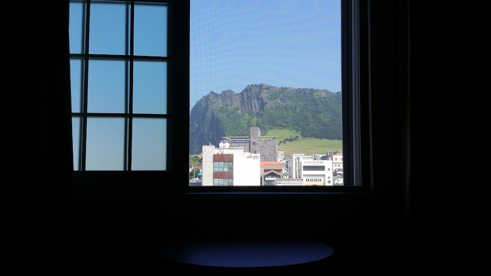Hera Hotel 13/26