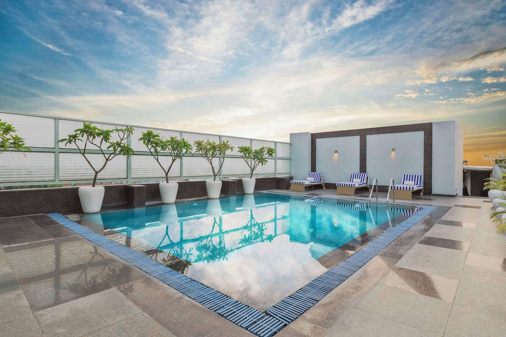 Country Inn Suites By Radisson Gurgaon Sector 12 44/49