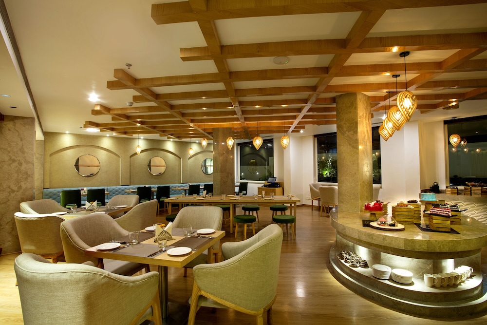 Ramada by Wyndham Katra Station Road 41/50