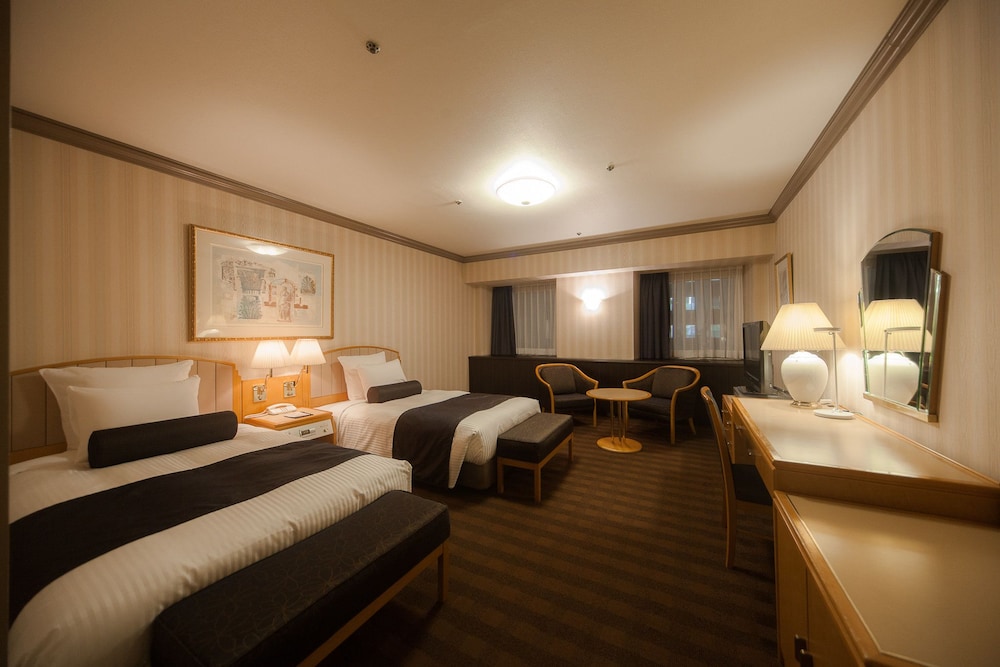 ANA Crowne Plaza Matsuyama an IHG Hotel (ex Ana Matsuyama Hotel) 30/76